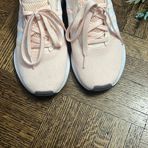 ADIDAS Swift Run / Running shoes - Picture 2 of 9